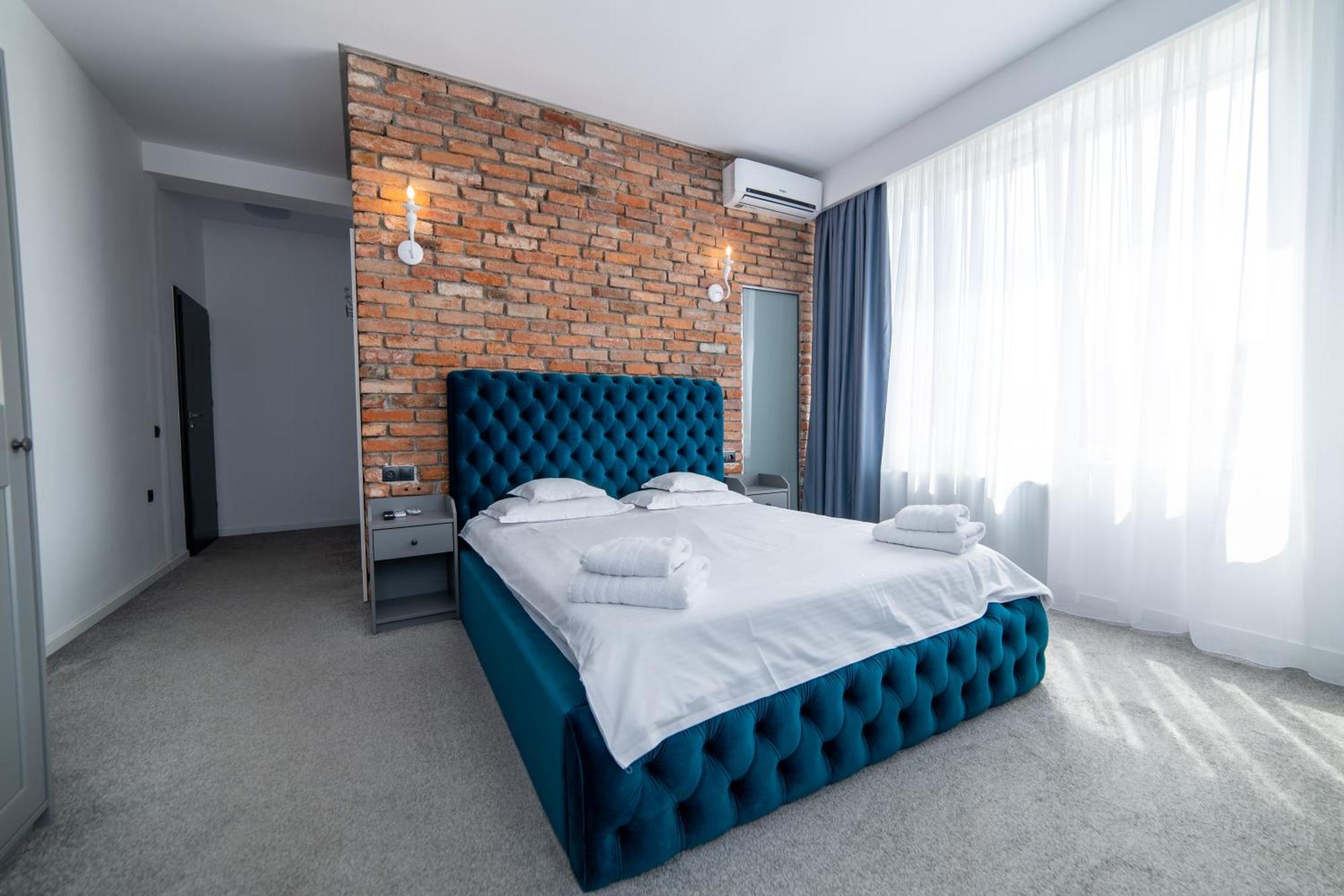 Zero Otel Kaloşvar Dış mekan fotoğraf