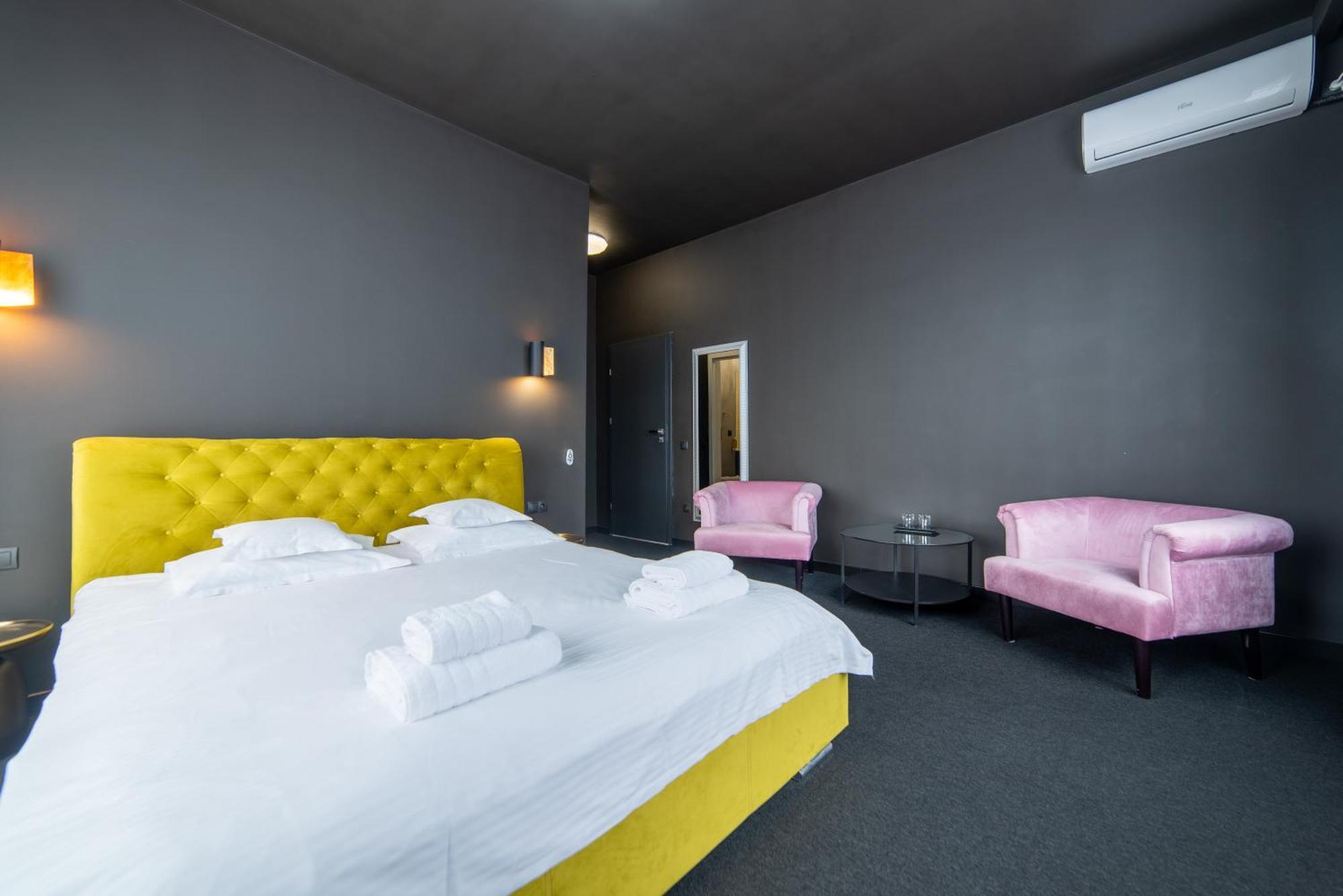 Zero Otel Kaloşvar Dış mekan fotoğraf